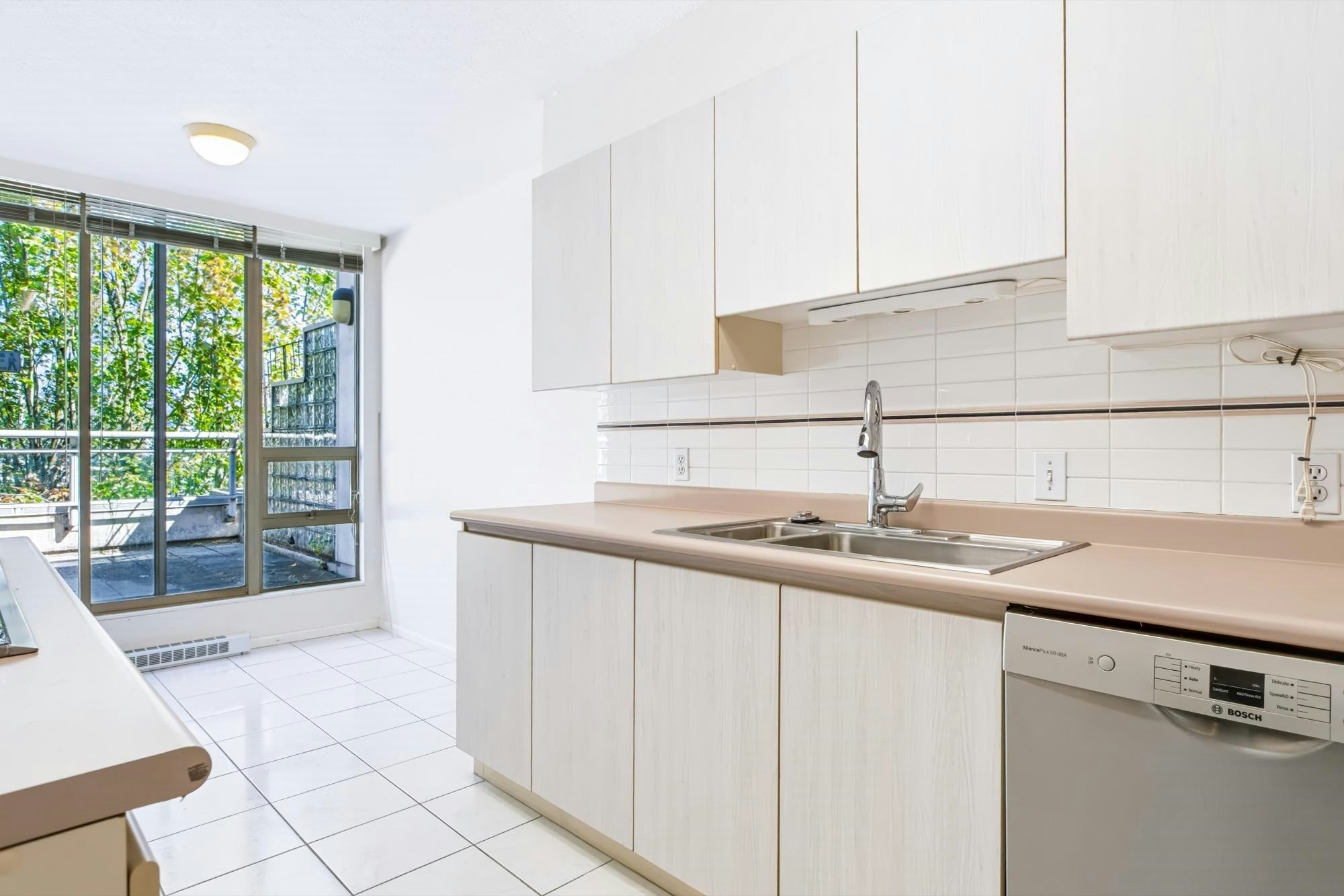 PH1-2438 Heather Street, Vancouver, BC, V5Z 3H9 - 9