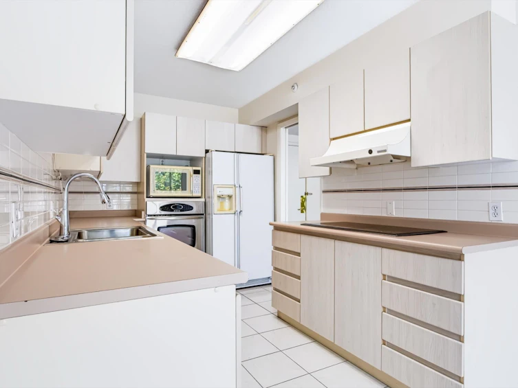 PH1-2438 Heather Street, Vancouver, BC, V5Z 3H9 - 10
