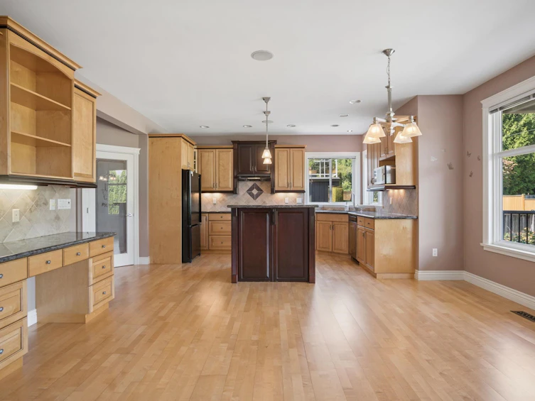 789 Grover Avenue, Coquitlam, BC, V3J 3C9 - 14