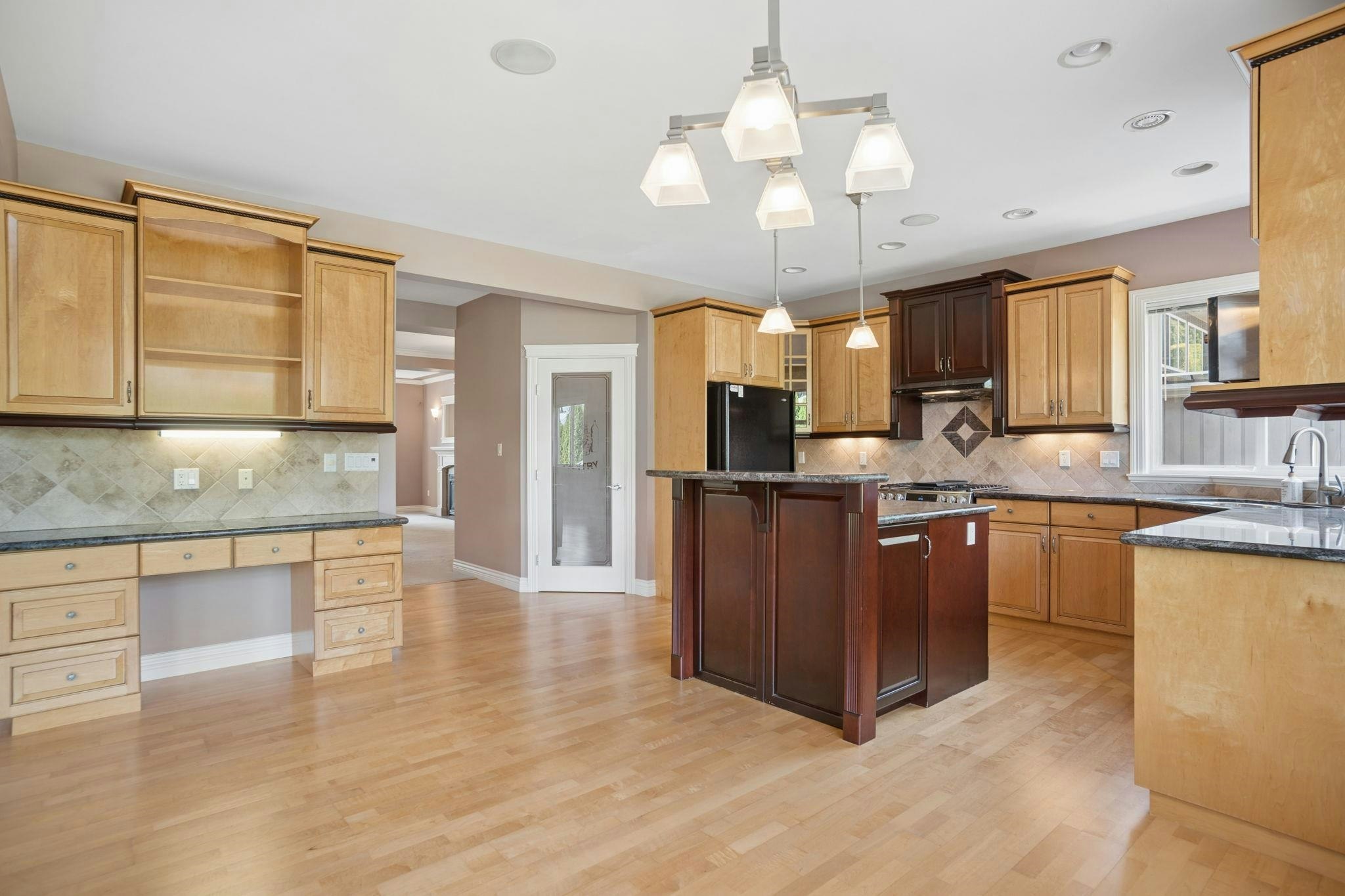 789 Grover Avenue, Coquitlam, BC, V3J 3C9 - 13