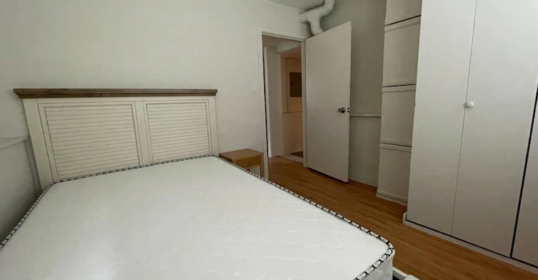 4631 W 14th Ave, Vancouver, BC, V6R 2Y7 - 8