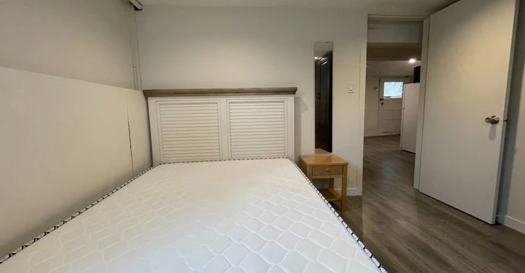 4631 W 14th Ave, Vancouver, BC, V6R 2Y7 - 5
