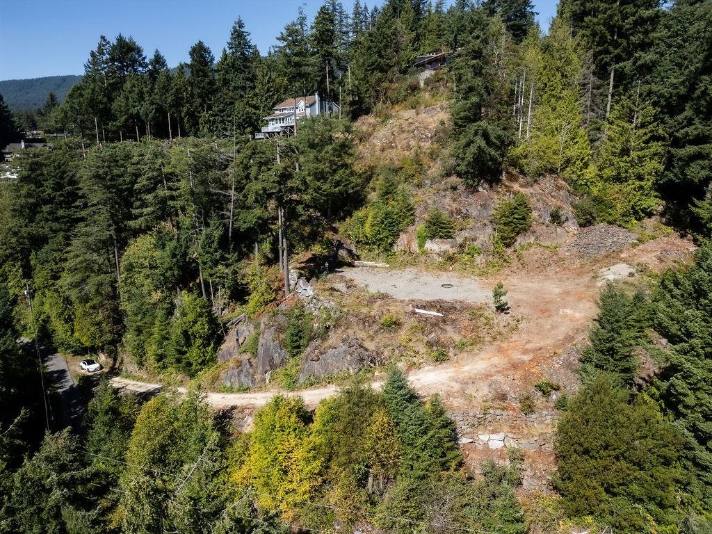 1573 Smith Road, Bowen Island, BC, V0N 1V6 - 11