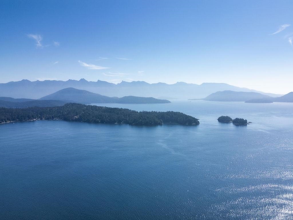 1573 Smith Road, Bowen Island, BC, V0N 1V6 - 9