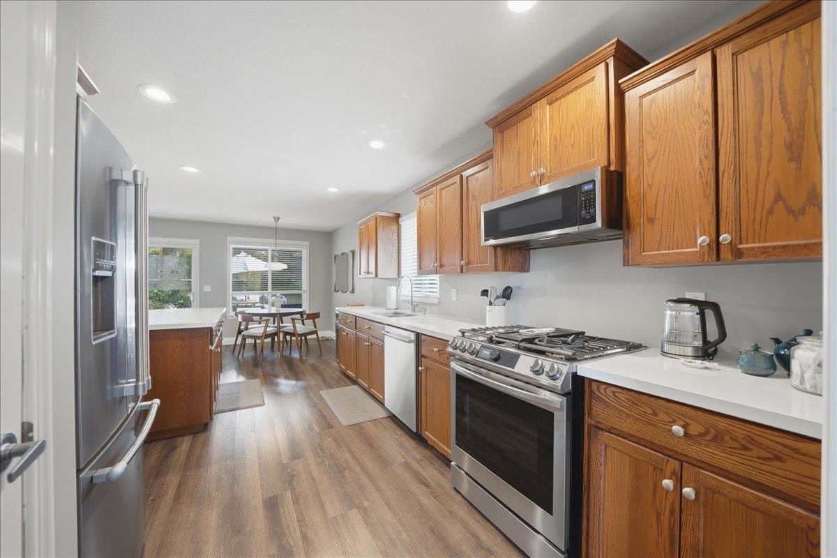 23659 Rock Ridge Drive, Maple Ridge, BC, V4R 2W2 - 12