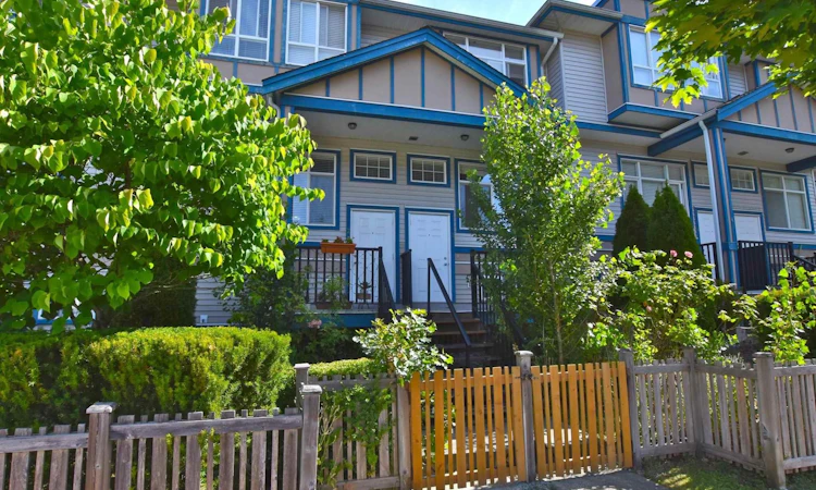 2-13899 Laurel Drive