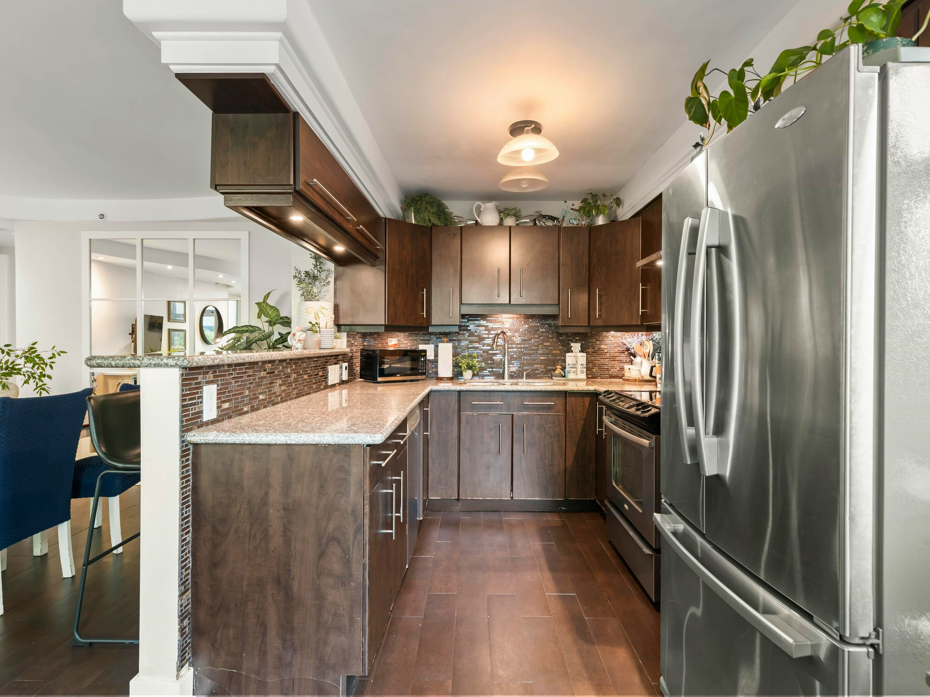 102-2528 E Broadway, Vancouver, BC, V5M 4V2 - 14