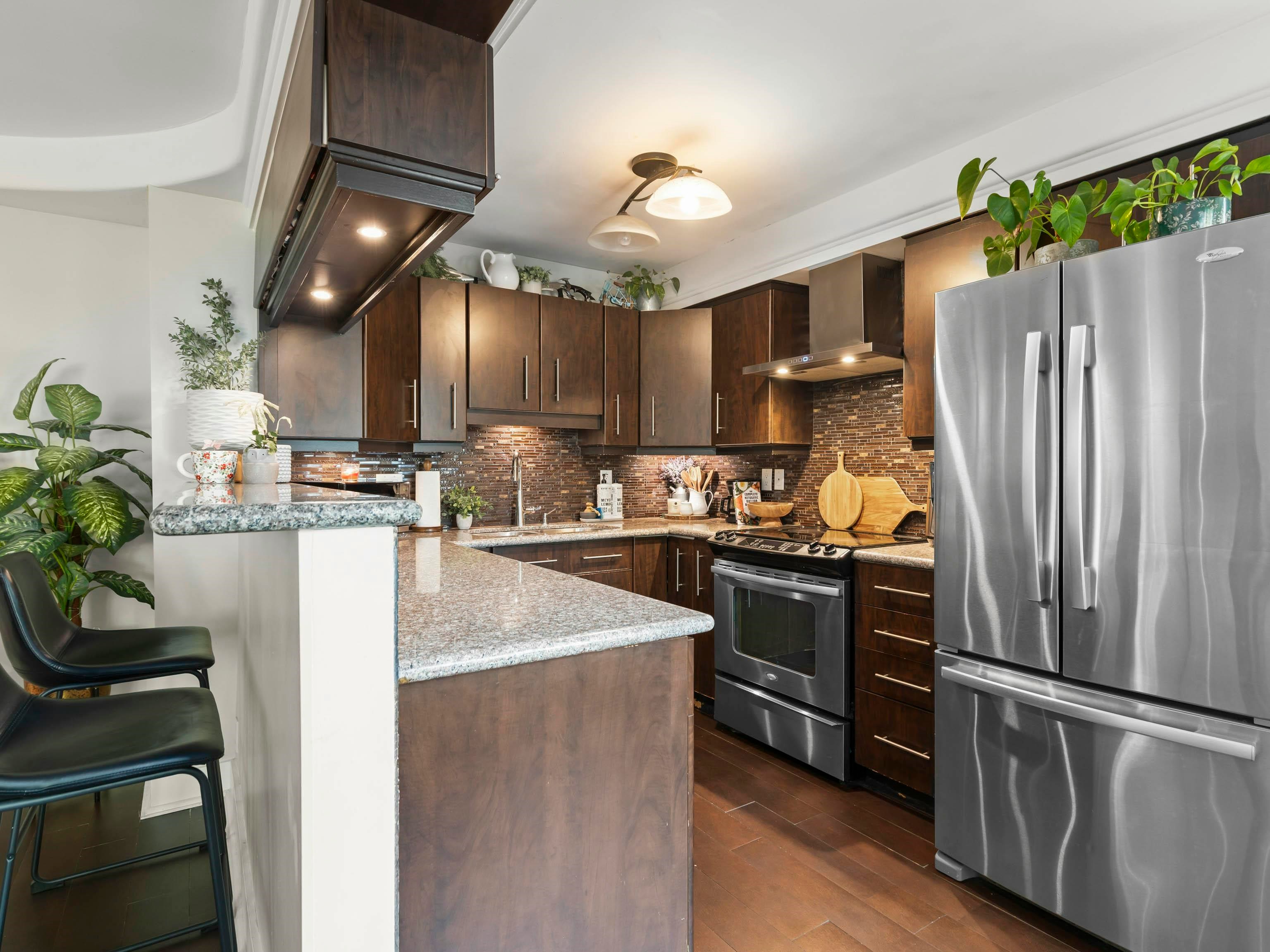 102-2528 E Broadway, Vancouver, BC, V5M 4V2 - 13