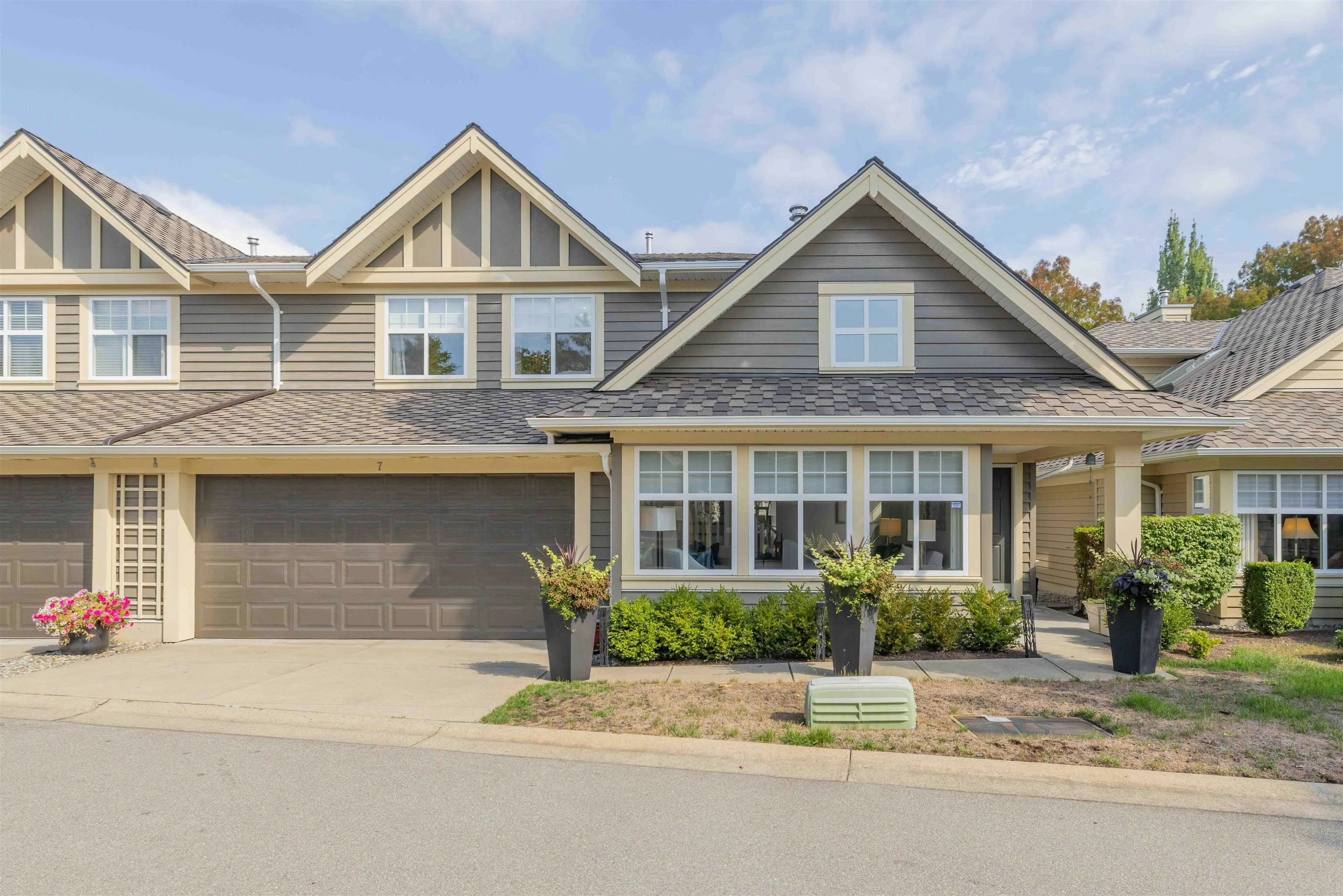7-15450 Rosemary Heights Crescent, Surrey, BC, V3Z 0K1