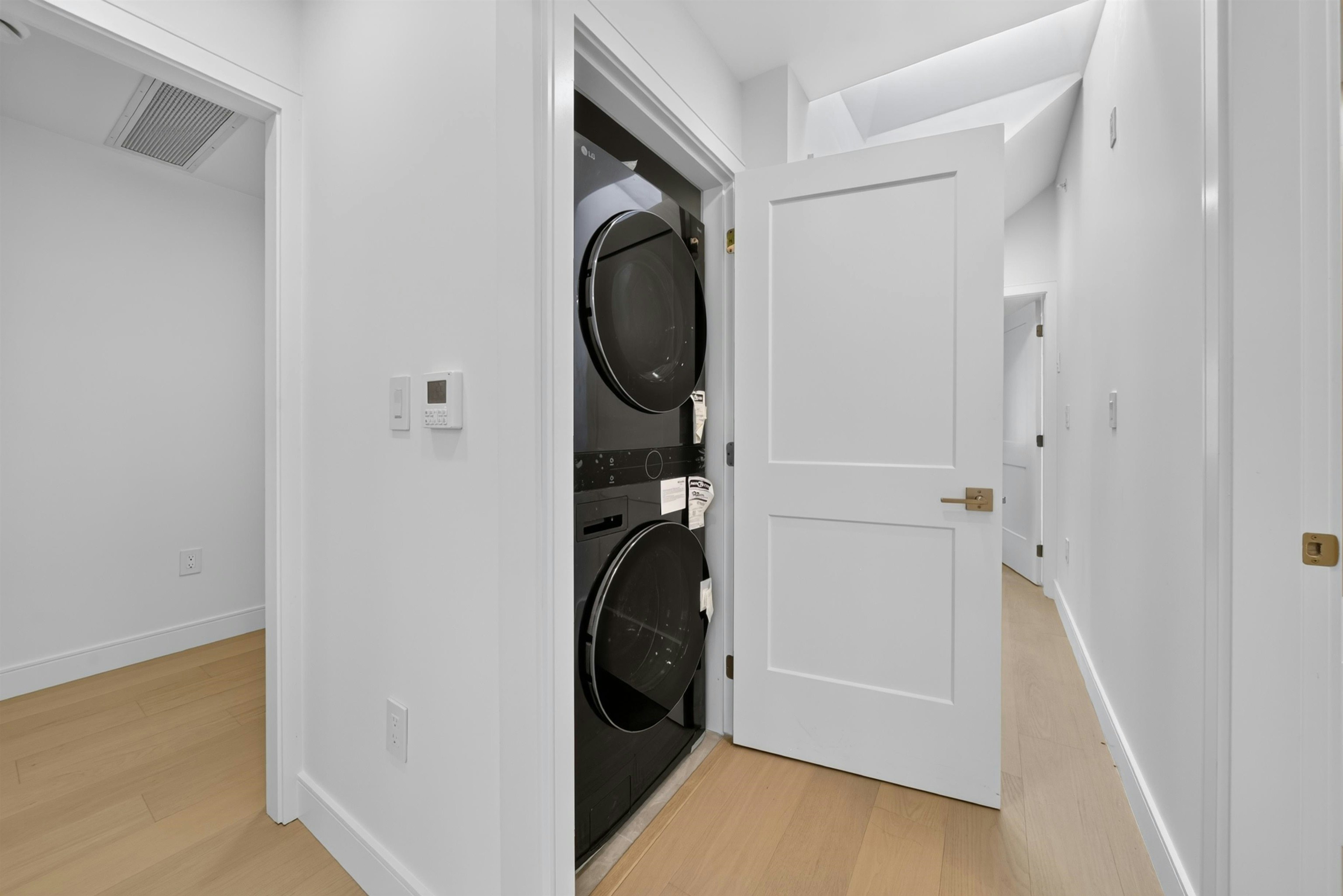 110-918 W 32nd Avenue, Vancouver, BC, V5Z 2K2 - 18