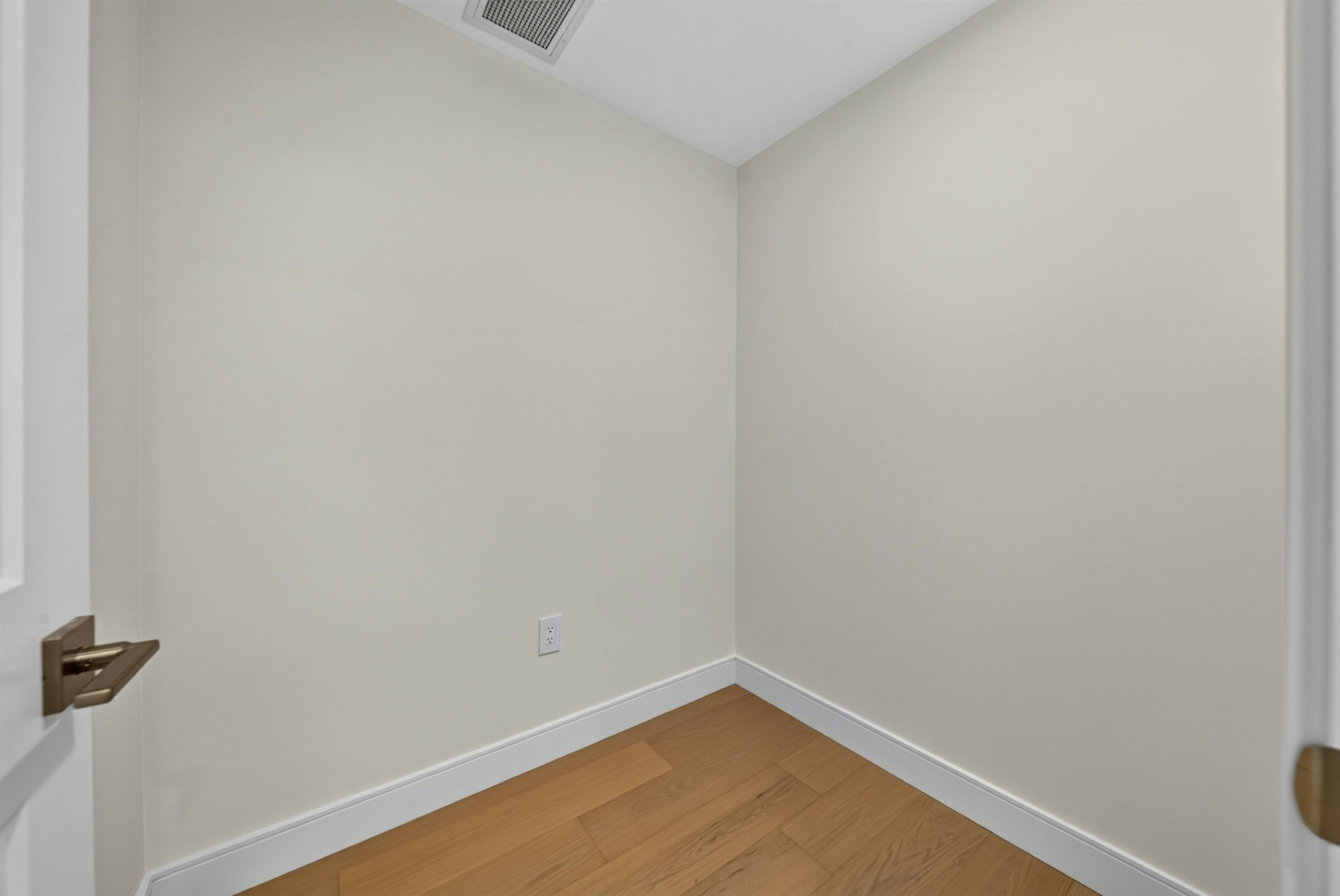 110-918 W 32nd Avenue, Vancouver, BC, V5Z 2K2 - 19