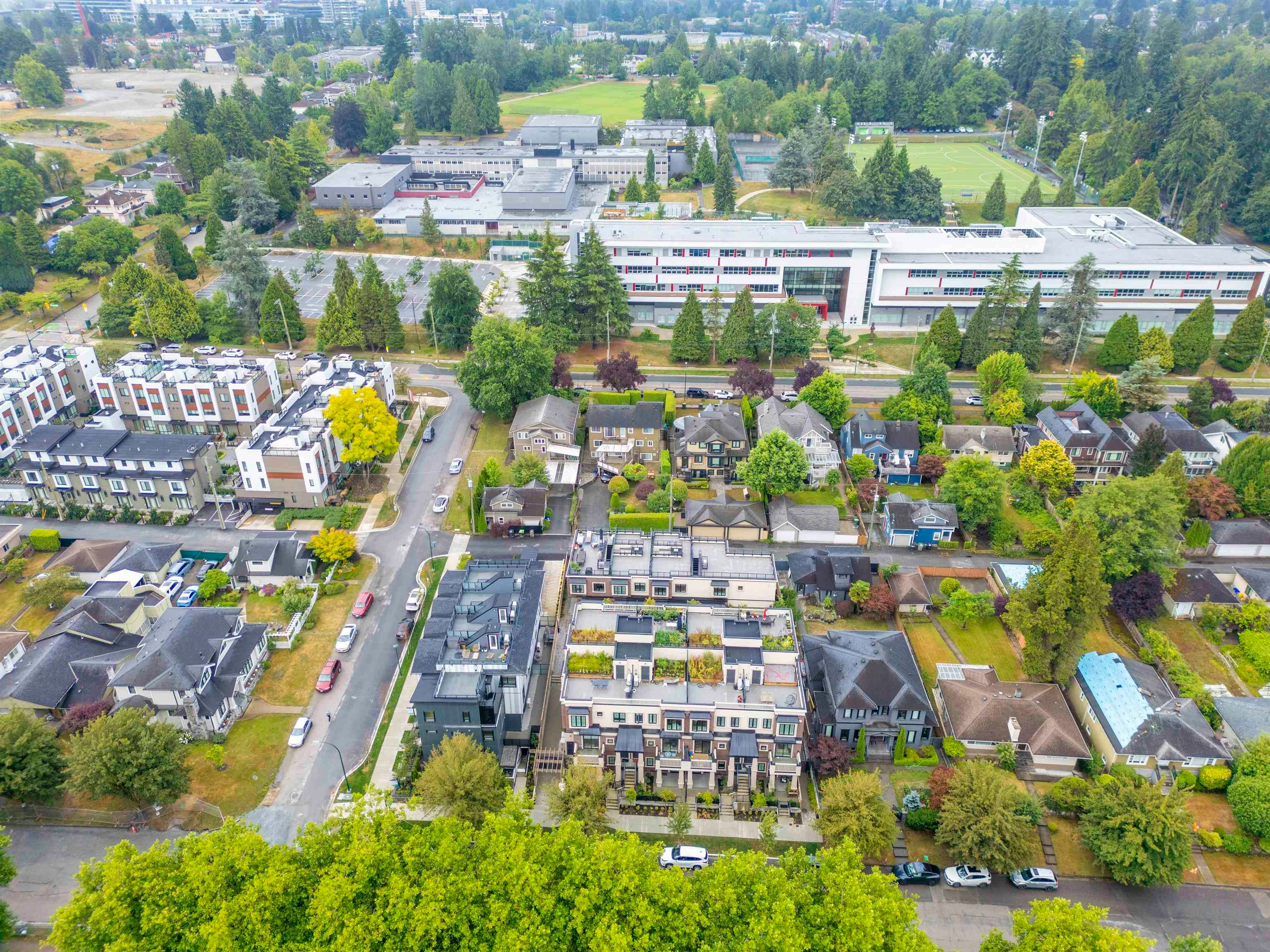 110-918 W 32nd Avenue, Vancouver, BC, V5Z 2K2