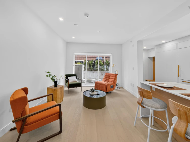 110-918 W 32nd Avenue, Vancouver, BC, V5Z 2K2 - 5