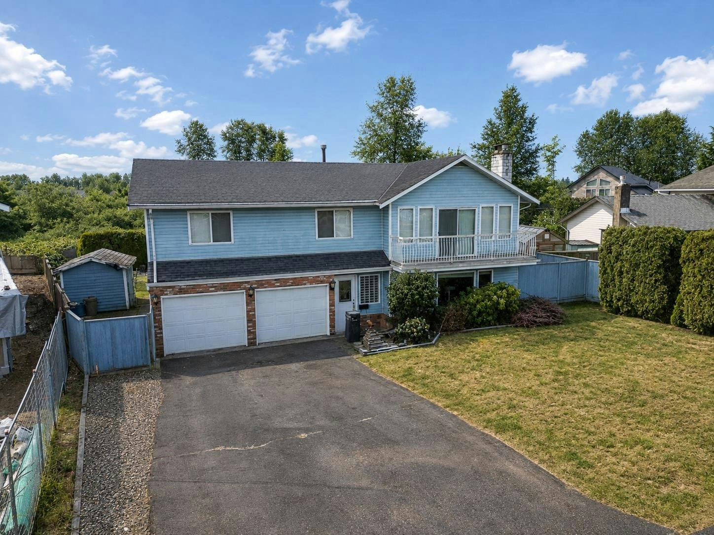 19788 S Wildwood Crescent, Pitt Meadows, BC, V3Y 1N1