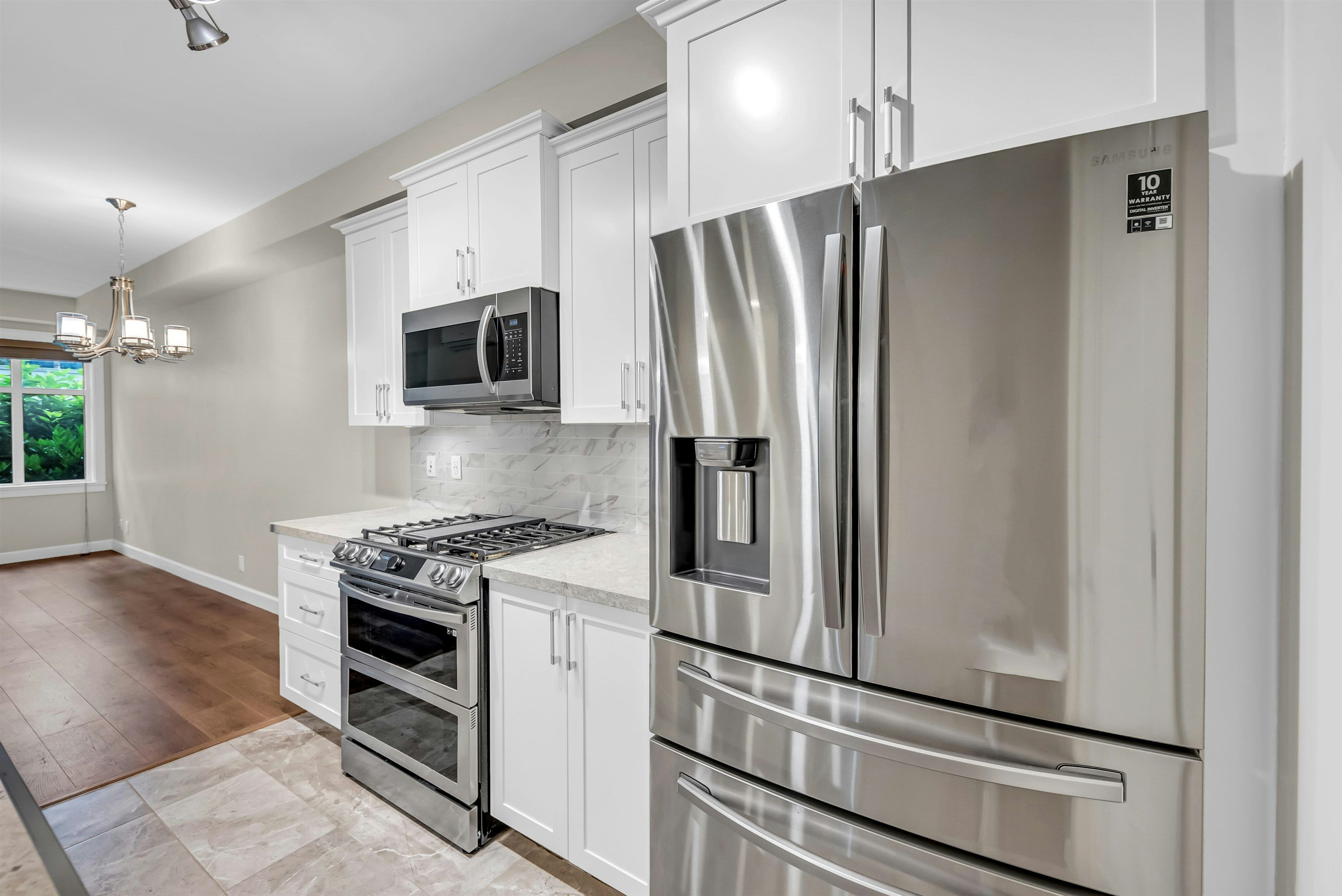 201-20328 86 Avenue - 3