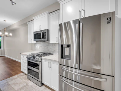 201-20328 86 Avenue - 3