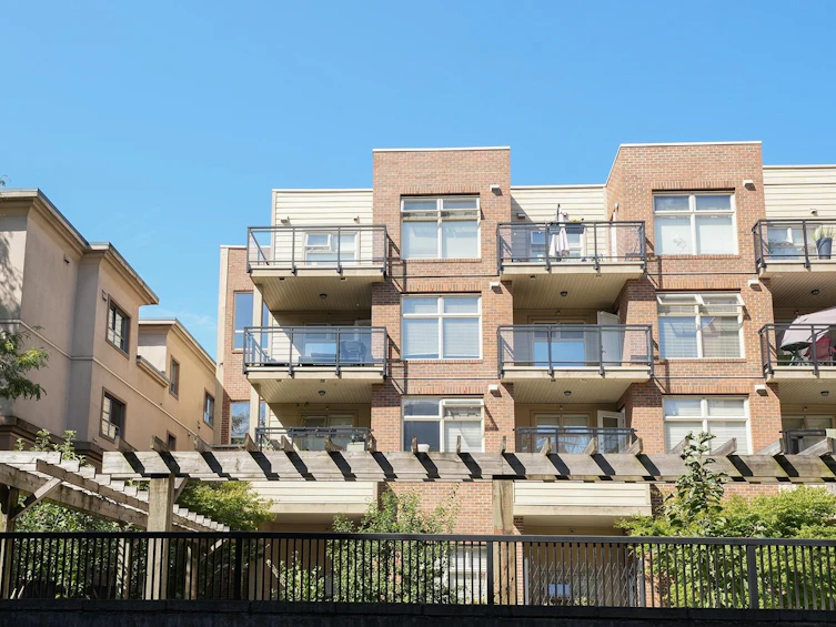 403-2408 E Broadway, Vancouver, BC, V5M 4T9 - 15