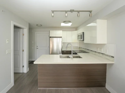 403-2408 E Broadway - 4