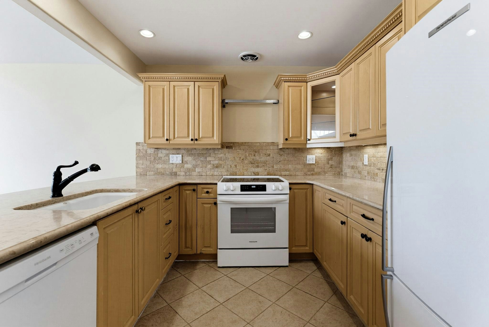 406-525 Wheelhouse Square, Vancouver, BC, V5Z 4L8 - 12
