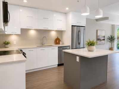 512-38033 Second Avenue - 4