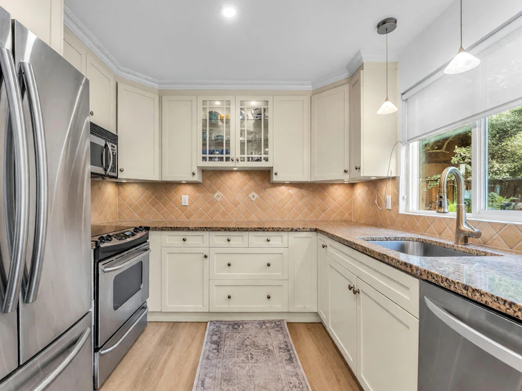 9457 215a Street, Langley, BC, V1M 2A5 - 8