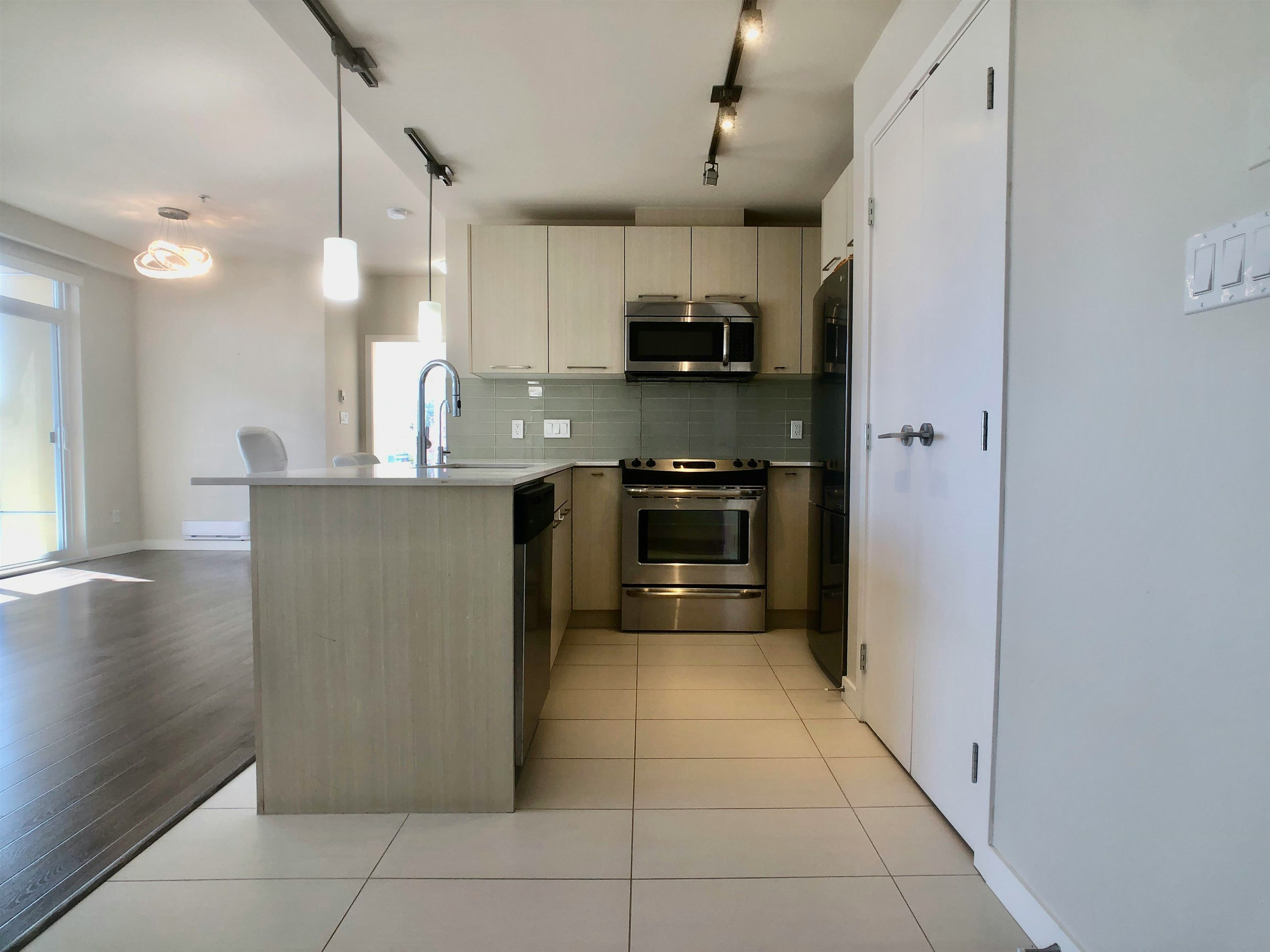 203-5248 Grimmer Street, Burnaby, BC, V5H 0E1 - 7