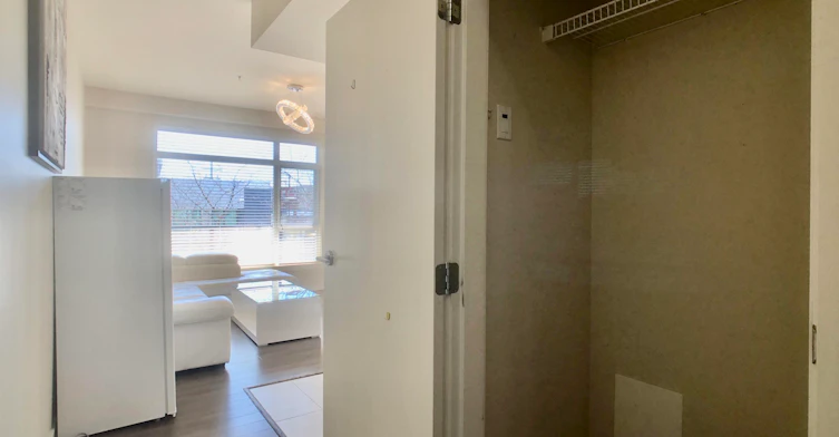 203-5248 Grimmer Street, Burnaby, BC, V5H 0E1 - 6