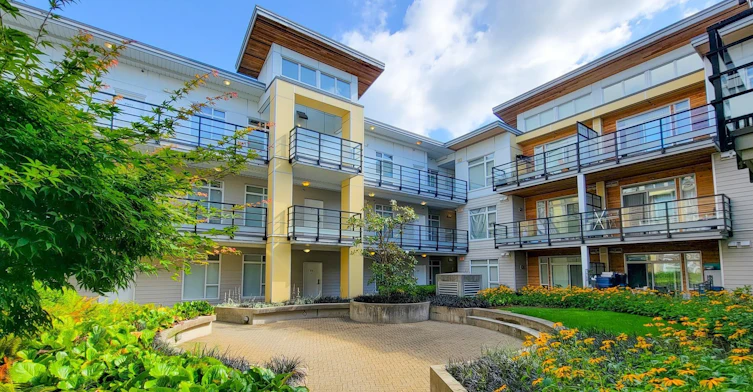 203-5248 Grimmer Street, Burnaby, BC, V5H 0E1 - 2