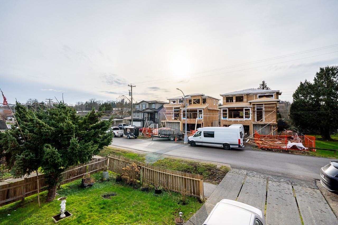 12743 114 Avenue, Surrey, BC, V3V 3P2 - 11