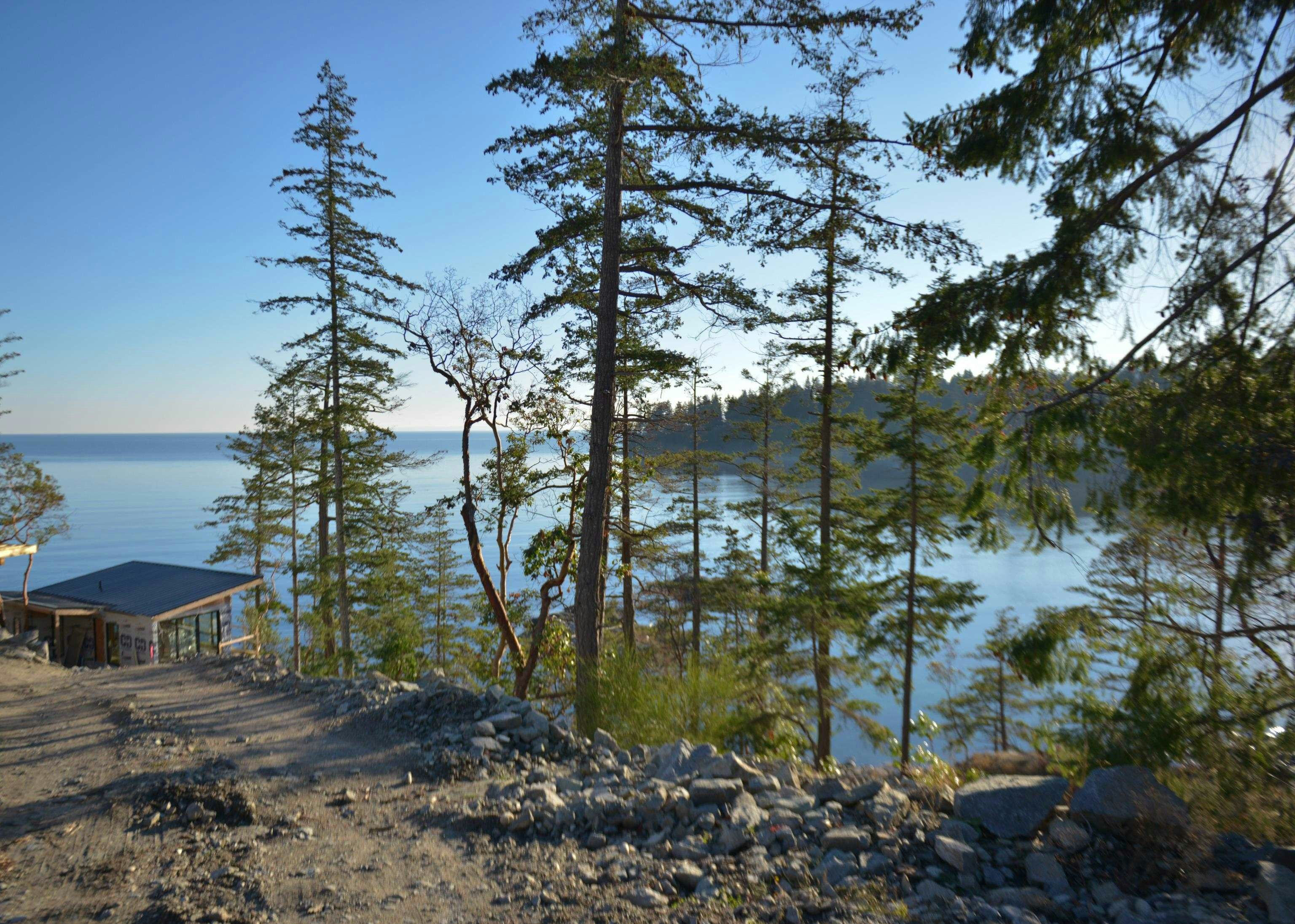 7643 Cove Beach Road, Halfmoon Bay, BC, V7Z 1C3 - 16