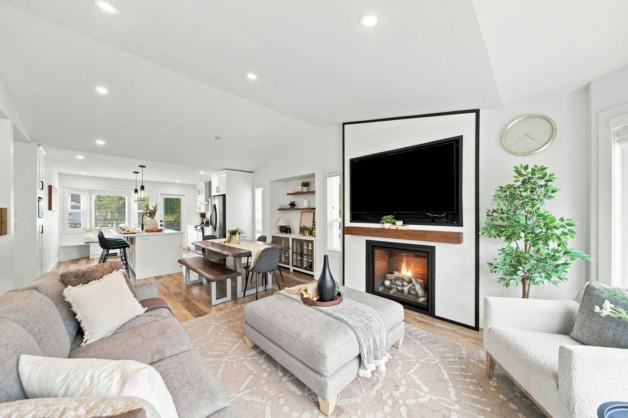 9466 209a Street - 5