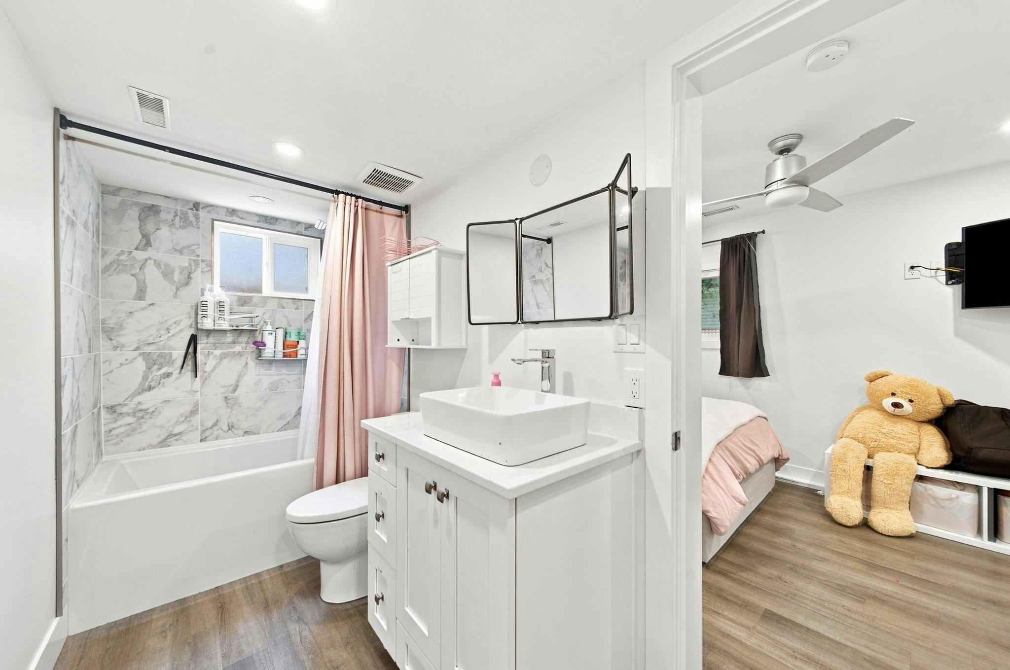 9466 209a Street, Langley, BC, V1M 2A9 - 19