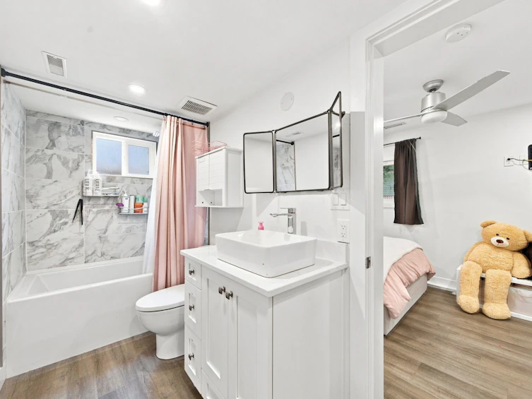 9466 209a Street, Langley, BC, V1M 2A9 - 19