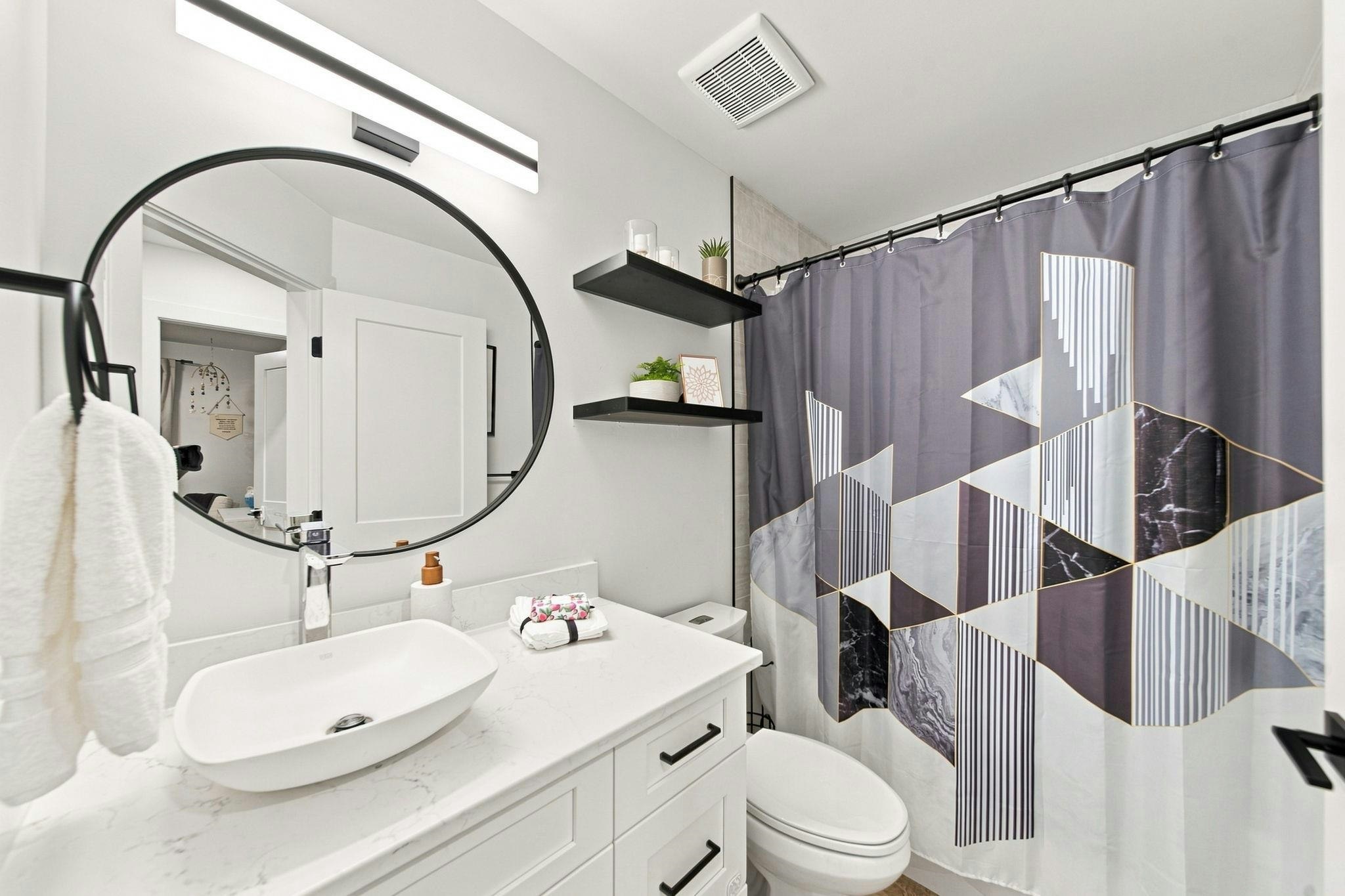 9466 209a Street, Langley, BC, V1M 2A9 - 11
