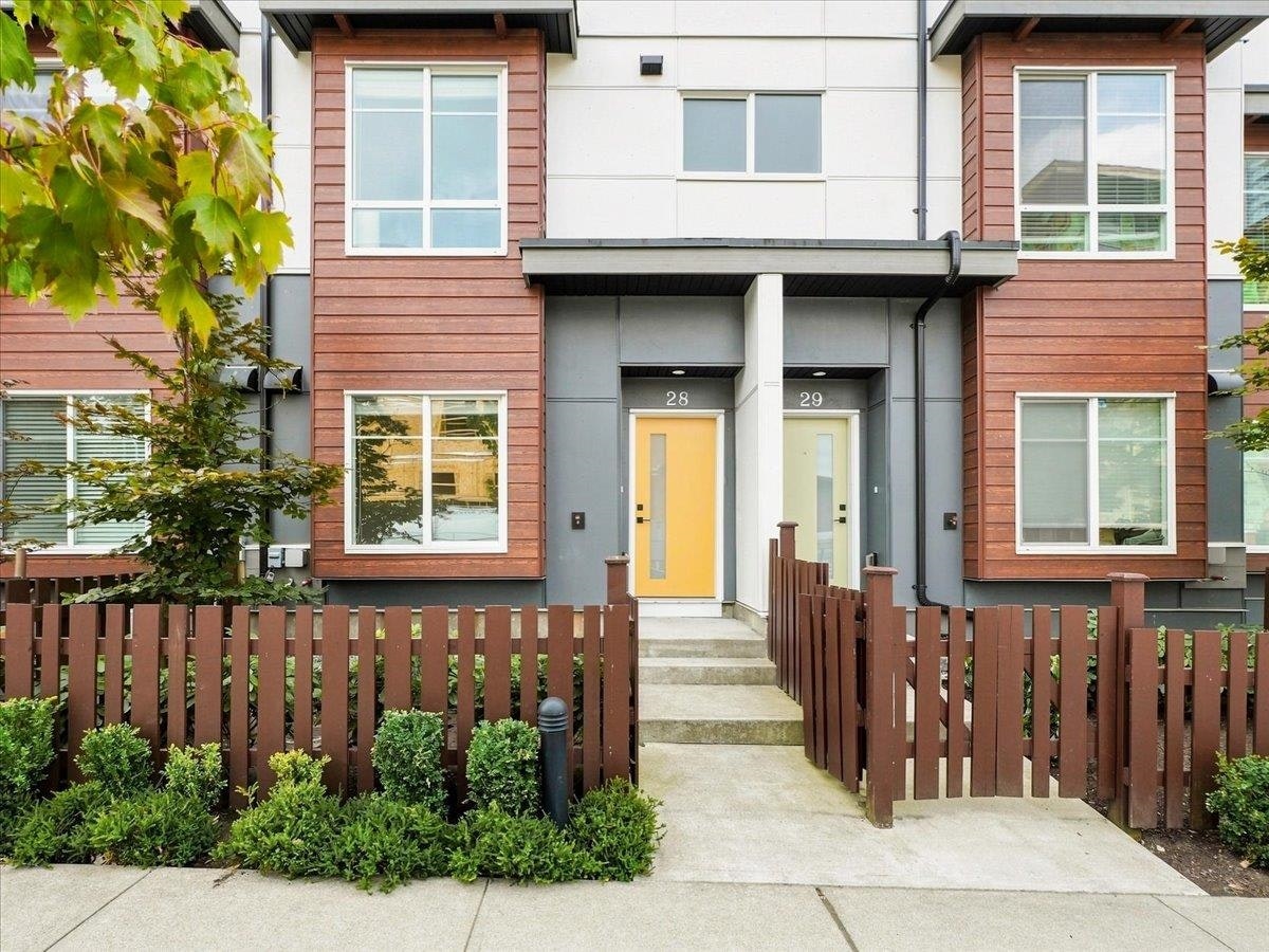 28-20155 84 Avenue, Langley, BC, V2Y 3R3