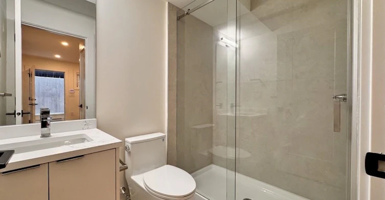 Bsmt 1-8633 12 Avenue, Burnaby, BC, V3N 2M1 - 5
