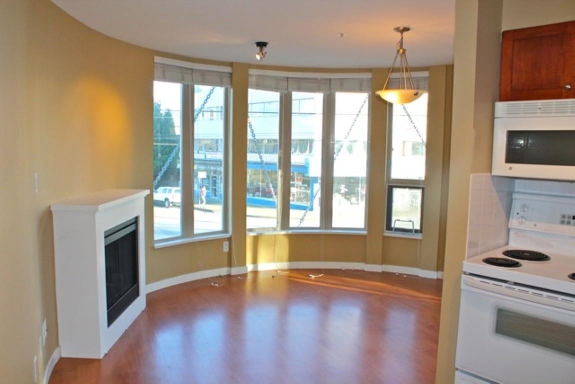 209-3089 Oak Street, Vancouver, BC, V6H 2K8 - 3