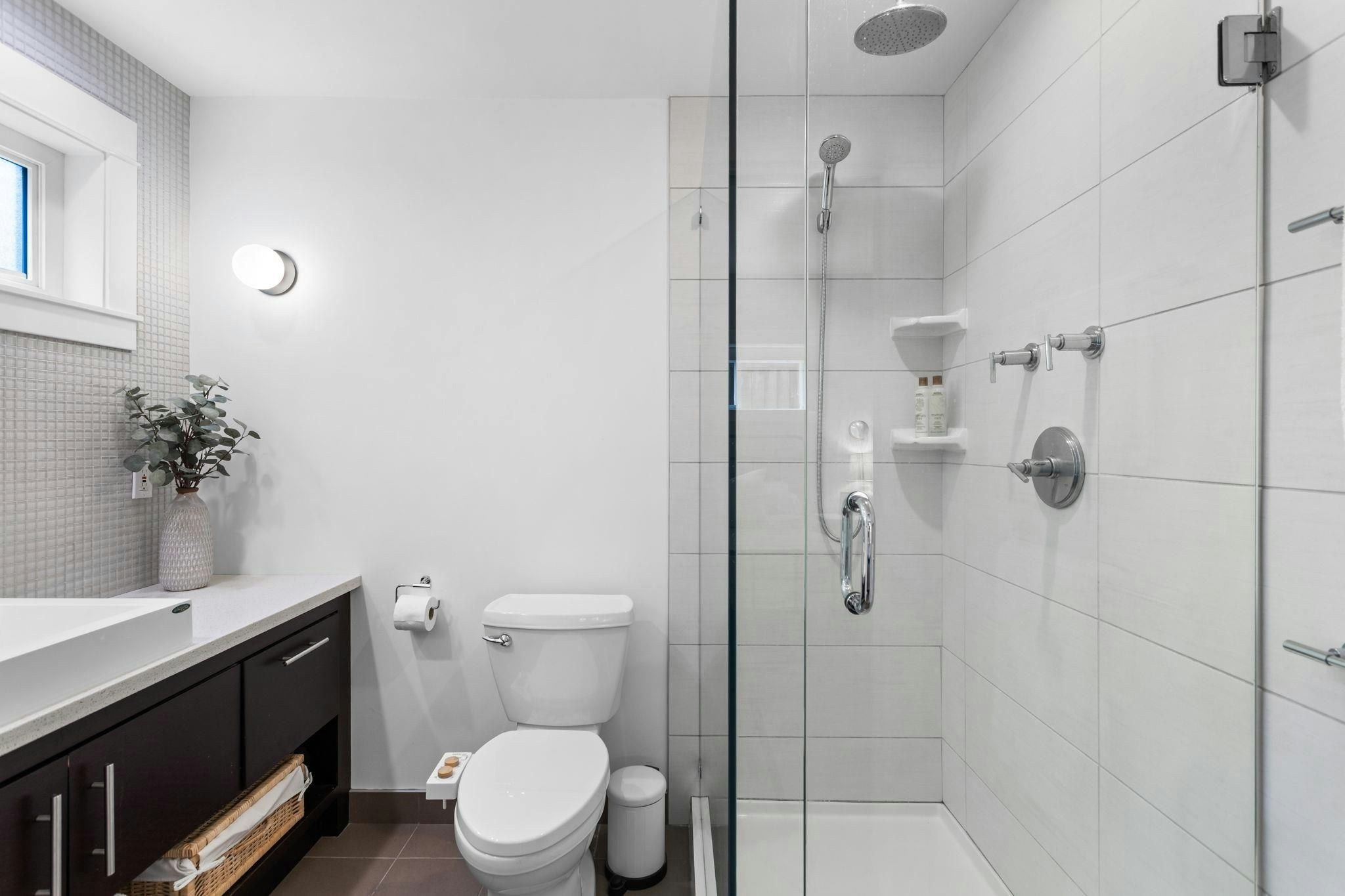 158 W 14th Avenue, Vancouver, BC, V5Y 1W9 - 23