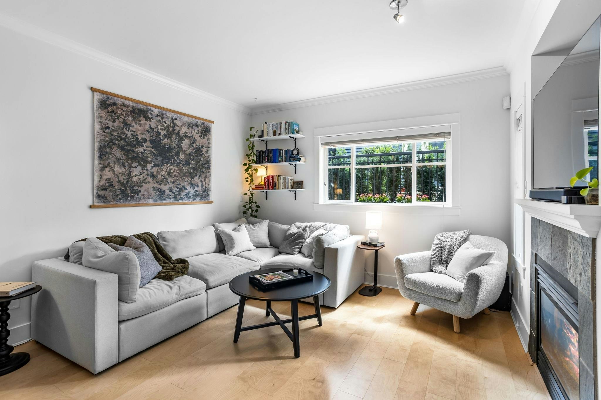 158 W 14th Avenue - 5
