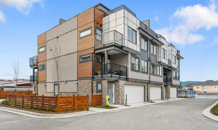 21-32929 Cherry Avenue