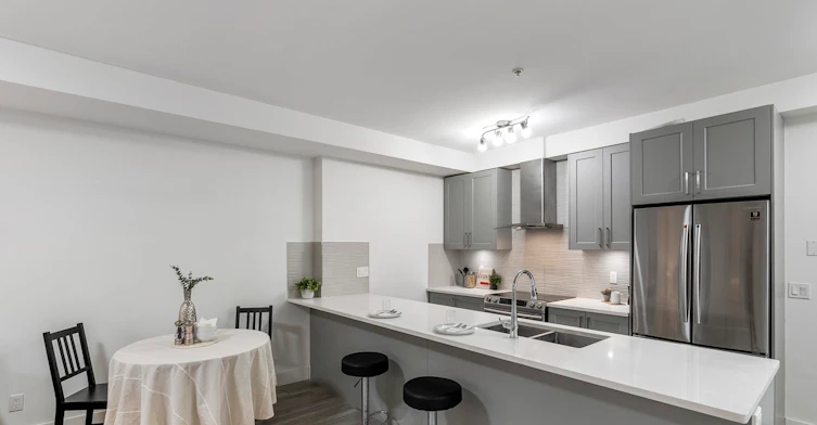B108-9689 140 Street, Surrey, BC, V3T 0P3 - 11