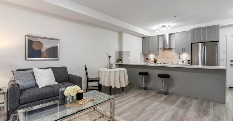 B108-9689 140 Street, Surrey, BC, V3T 0P3 - 9