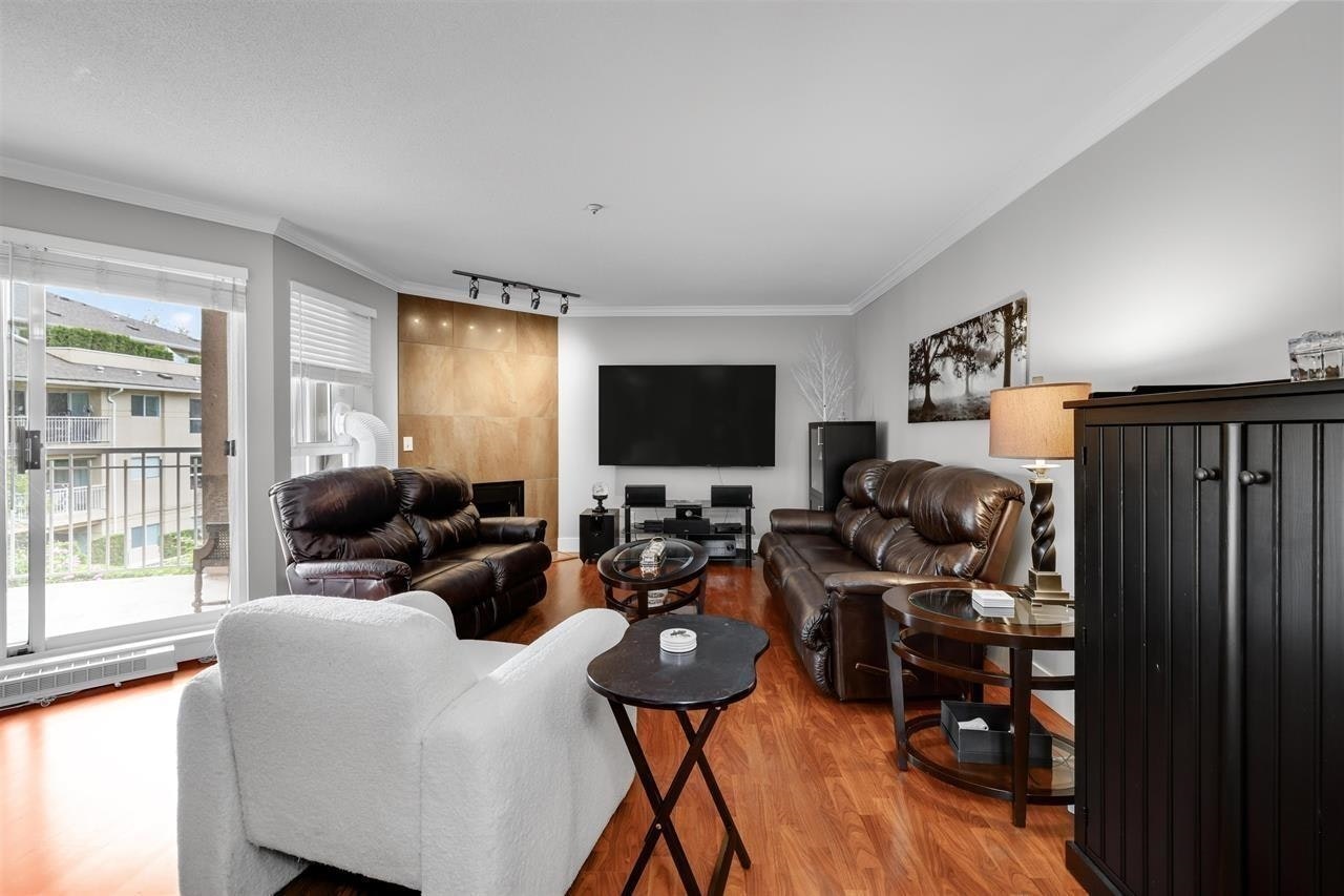 316-13733 74 Avenue, Surrey, BC, V3W 1B8