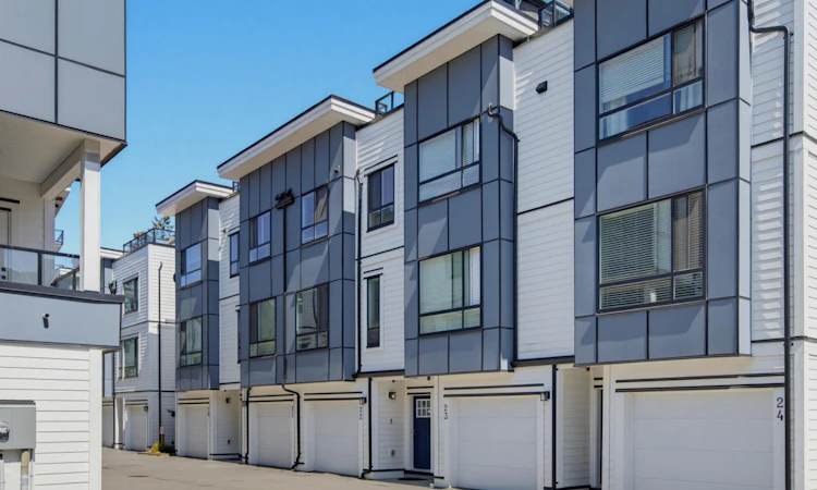 22-5476 Brydon Crescent