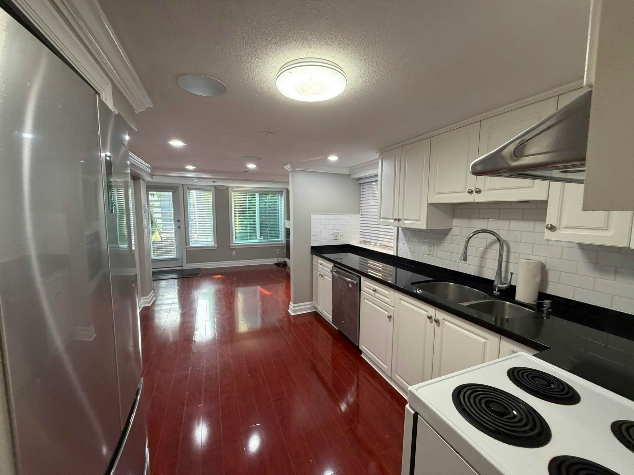 4585 Commercial Street, Vancouver, BC, V5N 4G8