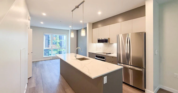 G34-2050 E 20 Avenue, Vancouver, BC, V5N 2L2 - 5