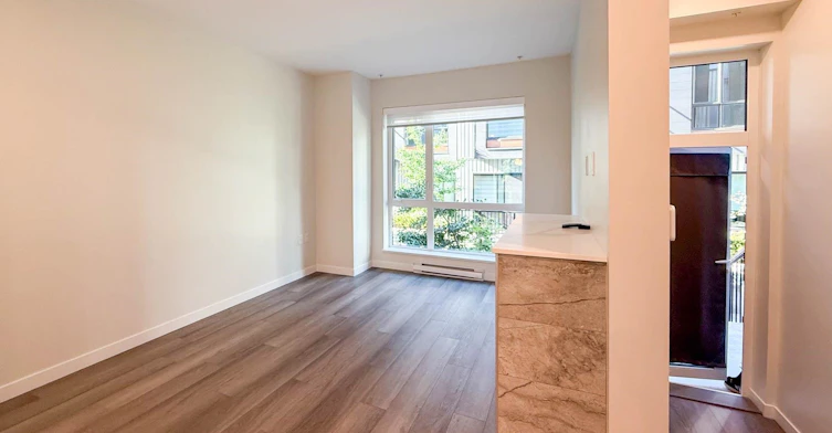 G34-2050 E 20 Avenue, Vancouver, BC, V5N 2L2 - 4