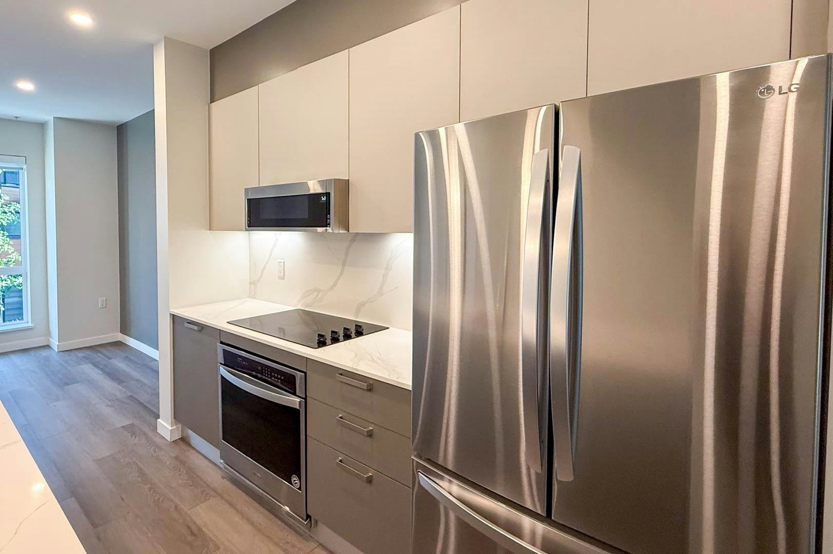 G34-2050 E 20 Avenue, Vancouver, BC, V5N 2L2 - 9