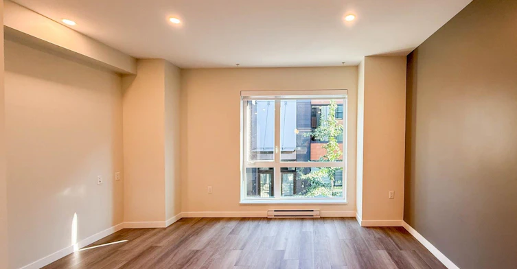 G34-2050 E 20 Avenue, Vancouver, BC, V5N 2L2 - 11