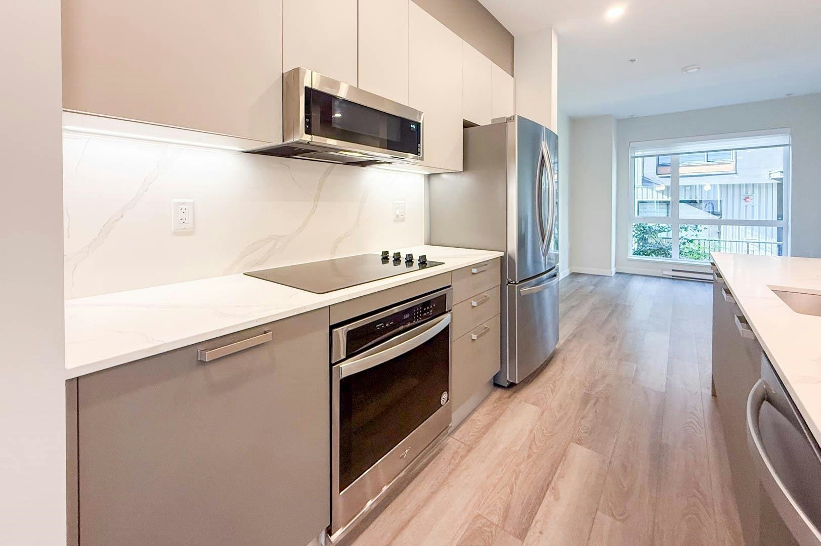 G34-2050 E 20 Avenue, Vancouver, BC, V5N 2L2 - 14